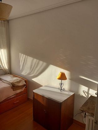 Foto 1 de Compartir pis a paseo Zorrilla de 4 habitacions amb terrassa i mobles
