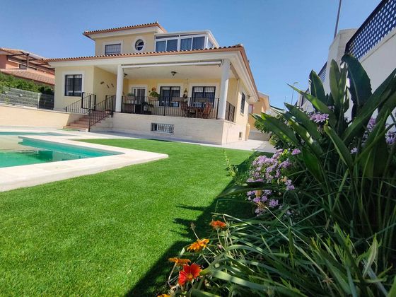 Foto 2 de Xalet en venda a urbanización Los Olivos de 5 habitacions amb terrassa i piscina