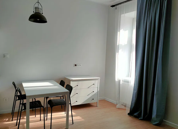 Foto 2 de Apartament en lloguer a calle Dr Jose Maria Sarget de 1 habitació i 19 m²