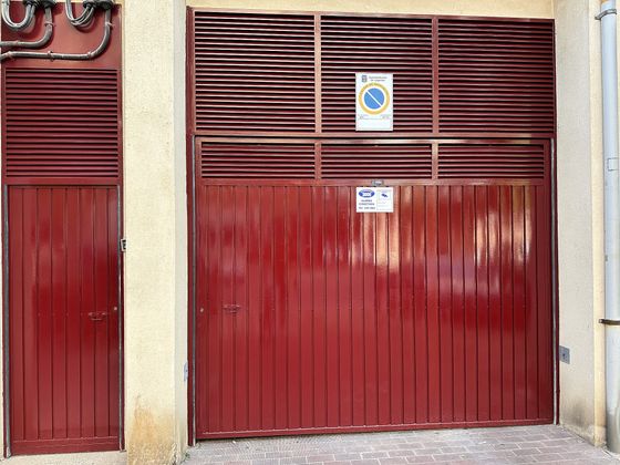 Foto 1 de Venta de garaje en calle Velez de Guevara de 18 m²