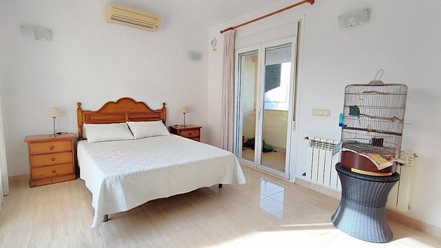 Foto 1 de Casa en venda a avenida Barranco de Moles de 3 habitacions amb terrassa i piscina