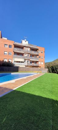 Foto 1 de Àtic en venda a calle Doctores Lluis Barraquer de 4 habitacions amb terrassa i piscina
