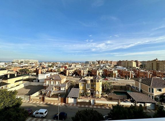 Foto 1 de Àtic en venda a avenida Reino de España de 2 habitacions amb terrassa i piscina