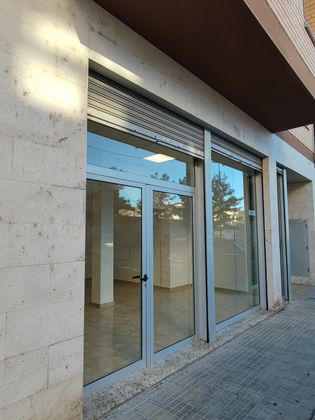Foto 1 de Alquiler de local en calle Santa Maria Rosa Molas de 70 m²