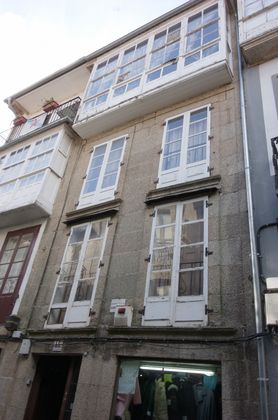 Foto 1 de Casa en venda a calle Travesa de 5 habitacions i 300 m²