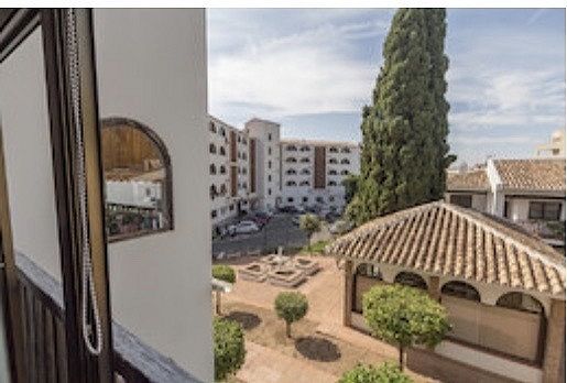 Foto 2 de Apartament en venda a plaza De Los Pacos de 1 habitació amb terrassa i jardí