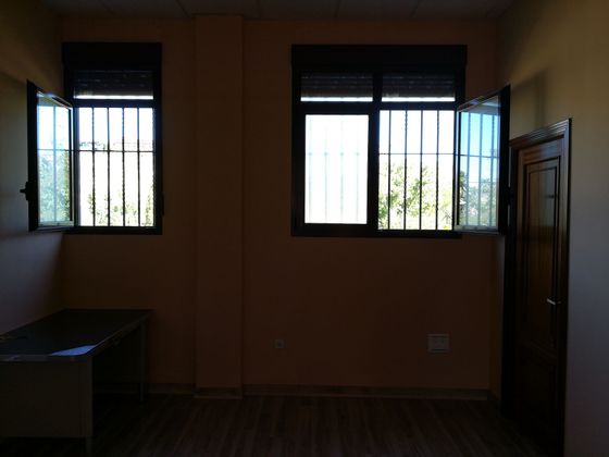 Foto 2 de Alquiler de local en calle Las Nieves de 1 habitación con aire acondicionado