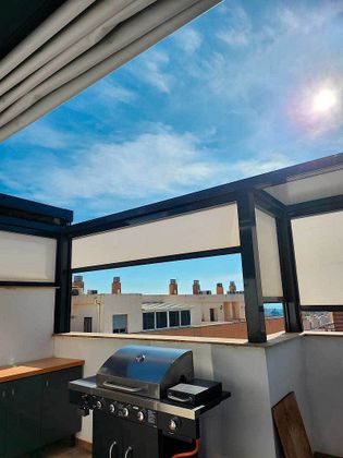Foto 1 de Dúplex en venda a calle Callosa de 3 habitacions amb terrassa i piscina