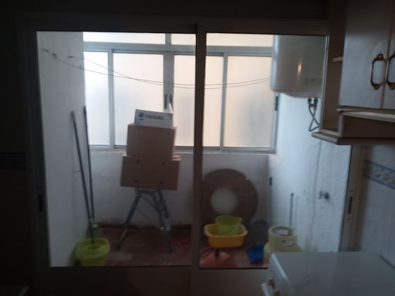 Foto 2 de Piso en venta en barrio Ptostabrigida de 2 habitaciones con terraza y garaje