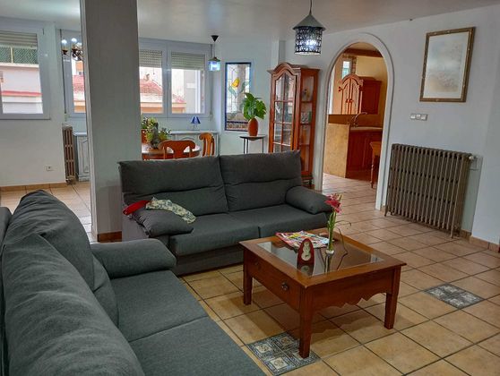 Foto 2 de Alquiler de piso en calle Desamparados de 2 habitaciones con muebles y aire acondicionado