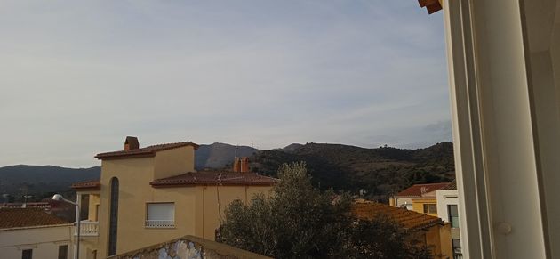 Foto 1 de Casa adossada en venda a calle General Alvarez de Castro de 3 habitacions amb balcó i aire acondicionat
