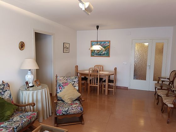 Foto 1 de Venta de piso en carretera Sabadell de 4 habitaciones con muebles y ascensor