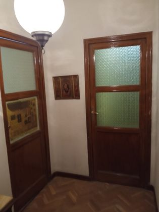 Foto 1 de Piso en venta en calle Lucio del Valle de 5 habitaciones con calefacción y ascensor