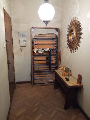Foto 2 de Piso en venta en calle Lucio del Valle de 5 habitaciones con calefacción y ascensor