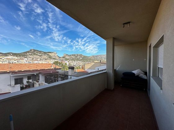 Foto 1 de Apartament en lloguer a calle Ull del Moro de 2 habitacions amb terrassa i garatge