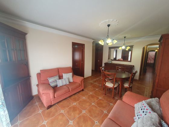 Foto 2 de Piso en venta en calle El Molino El Portezuelo de 4 habitaciones con terraza y muebles