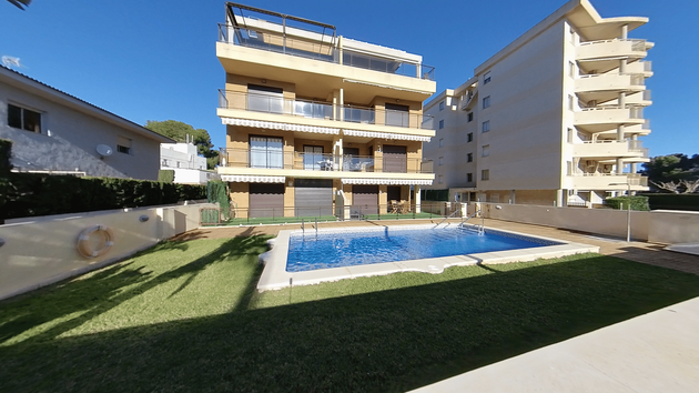 Foto 1 de Apartament en venda a avenida Ferrocarril de 2 habitacions amb terrassa i piscina