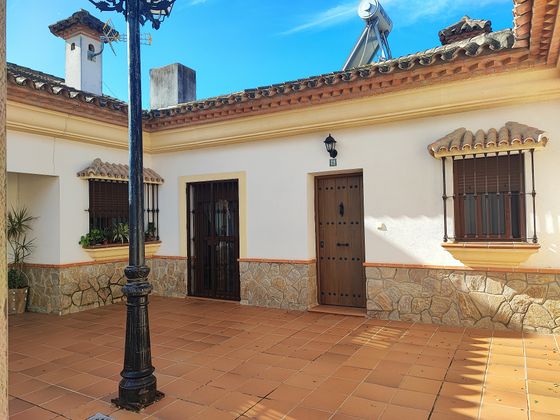Foto 1 de Casa adossada en venda a urbanización El Molino de 3 habitacions amb terrassa i garatge