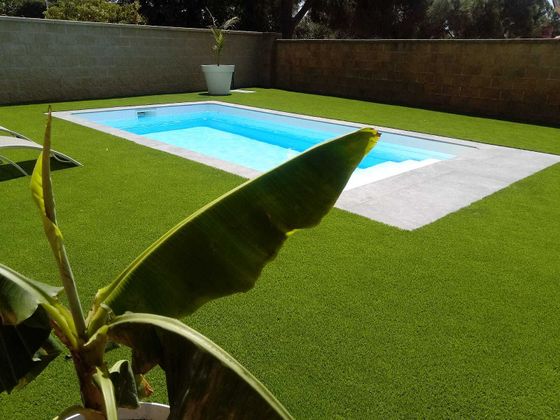 Foto 1 de Xalet en venda a calle El Serrat de 4 habitacions amb terrassa i piscina