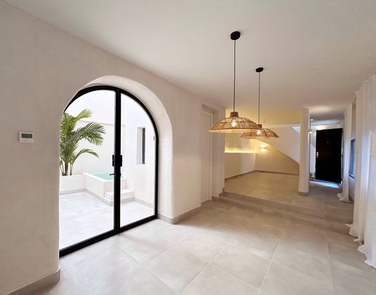 Foto 1 de Casa en venda a avenida Toros de 4 habitacions amb terrassa i piscina