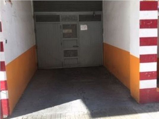 Foto 1 de Garaje en alquiler en calle Llosa de Ranes de 22 m²