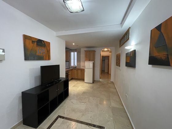 Foto 1 de Venta de apartamento en calle Santima Trinidad de 1 habitación con garaje y muebles