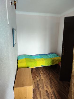 Foto 1 de Compartir piso en calle Feijoo de 3 habitaciones con muebles y aire acondicionado