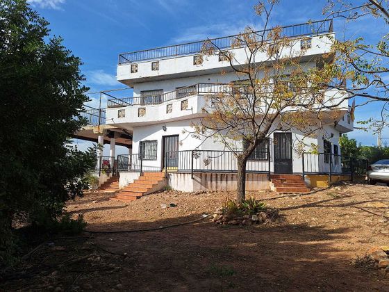 Foto 1 de Chalet en venta en colonia Partida Sichar Baix de 5 habitaciones con terraza y piscina