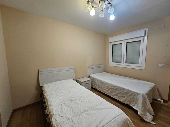 Foto 2 de Compartir piso en avenida Miguel Escudero de 3 habitaciones con aire acondicionado y calefacción