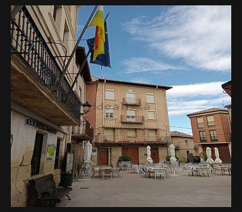 Foto 1 de Pis en venda a plaza España de 7 habitacions amb mobles i balcó