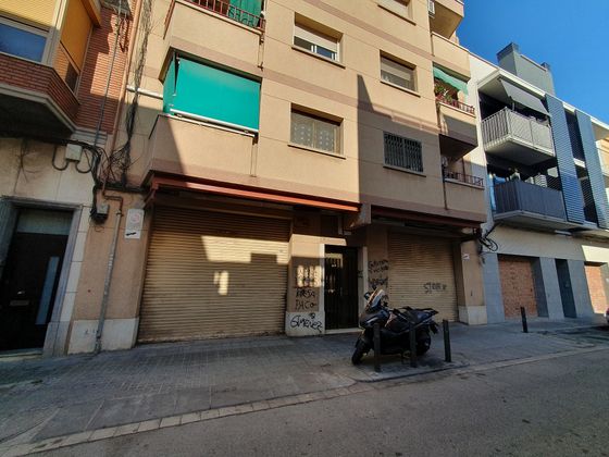 Foto 1 de Venta de local en calle Enric Granados de 2 habitaciones con garaje
