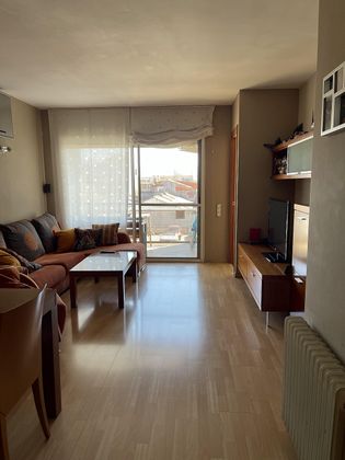 Foto 2 de Pis en venda a calle Ferrer de Blanes de 3 habitacions amb balcó i calefacció