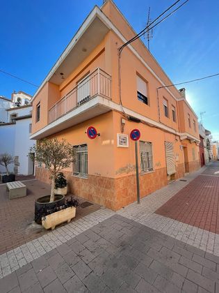 Foto 1 de Casa en venta en calle Garbi de 7 habitaciones con terraza y muebles