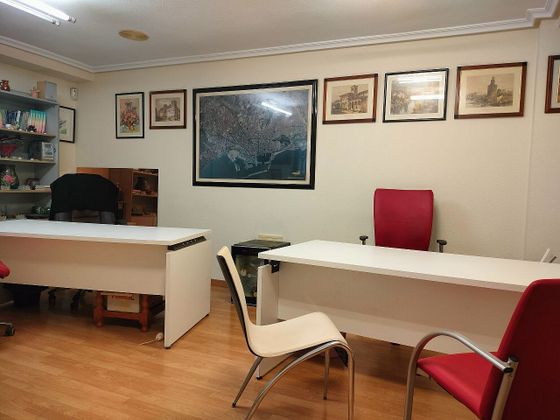 Foto 2 de Alquiler de oficina en avenida Salamanca de 4 habitaciones y 95 m²