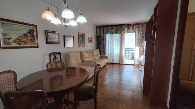 Foto 2 de Apartamento en venta en calle Emigdio Rodriguez Pita de 3 habitaciones con terraza y muebles