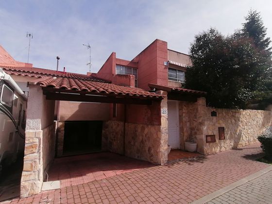 Foto 1 de Xalet en venda a calle Murcia de 4 habitacions amb terrassa i piscina