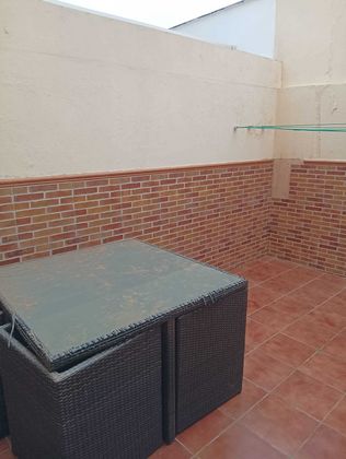 Foto 1 de Casa adossada en lloguer a urbanización El Paraíso de 2 habitacions amb mobles i aire acondicionat