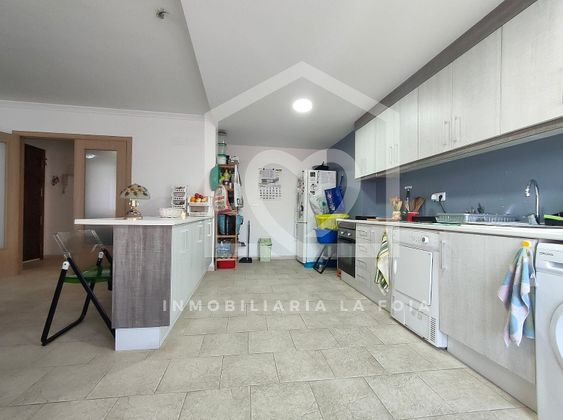 Foto 2 de Dúplex en venda a calle Ramón y Cajal de 3 habitacions amb terrassa i garatge