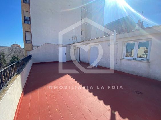 Foto 1 de Dúplex en venda a calle Ramón y Cajal de 3 habitacions amb terrassa i garatge