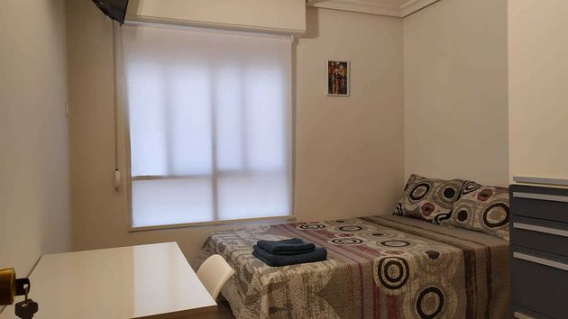 Foto 1 de Compartir pis a calle General Bonanza de 4 habitacions amb terrassa i mobles