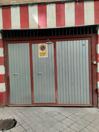 Foto 1 de Garaje en venta en calle Guillén de Castro de 8 m²