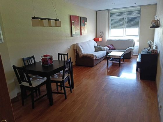Foto 1 de Alquiler de piso en calle Mayor de 2 habitaciones con garaje y muebles
