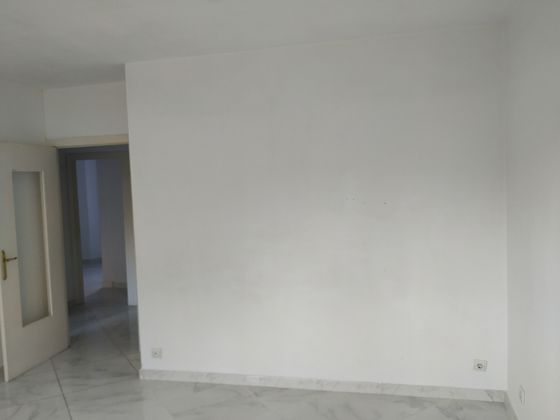 Foto 2 de Piso en alquiler en calle Costa de la Luz de 2 habitaciones con piscina y garaje
