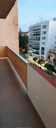 Foto 2 de Pis en lloguer a avenida Ricardo Soriano de 4 habitacions amb terrassa i mobles