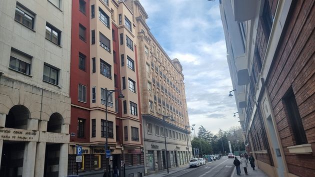 Foto 1 de Pis en venda a calle María de Molina de 3 habitacions i 138 m²