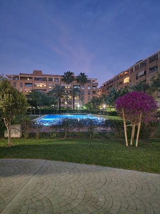 Foto 1 de Piso en venta en calle Marina Baixa de 3 habitaciones con terraza y piscina