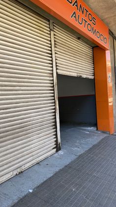 Foto 1 de Alquiler de local en calle Jaume Balmes de 165 m²