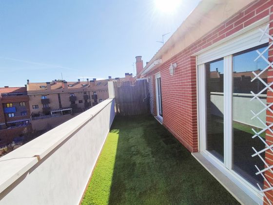 Foto 2 de Àtic en venda a calle Antonio Machado de 3 habitacions amb terrassa i piscina