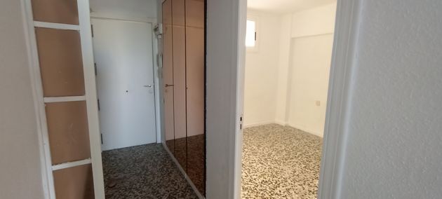 Foto 2 de Apartament en venda a calle Carabelas de 1 habitació amb terrassa i piscina
