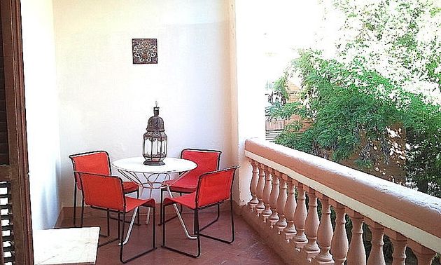 Foto 2 de Compartir pis a calle Villà de 5 habitacions amb terrassa i mobles